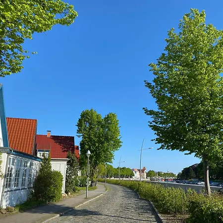 Apartmán Zu Den Huehnergoettern Fuer 7nae In Hs - 2nae In Ns
