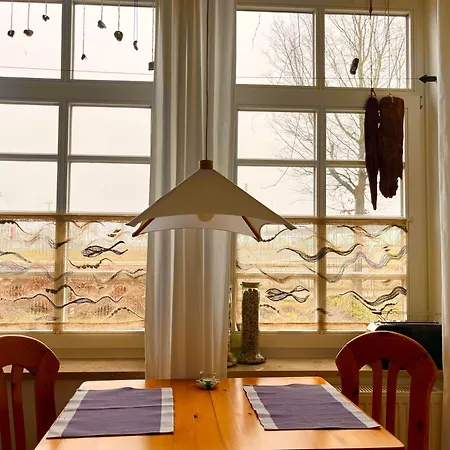 Apartmán Zu Den Huehnergoettern Fuer 7nae In Hs - 2nae In Ns Rostock